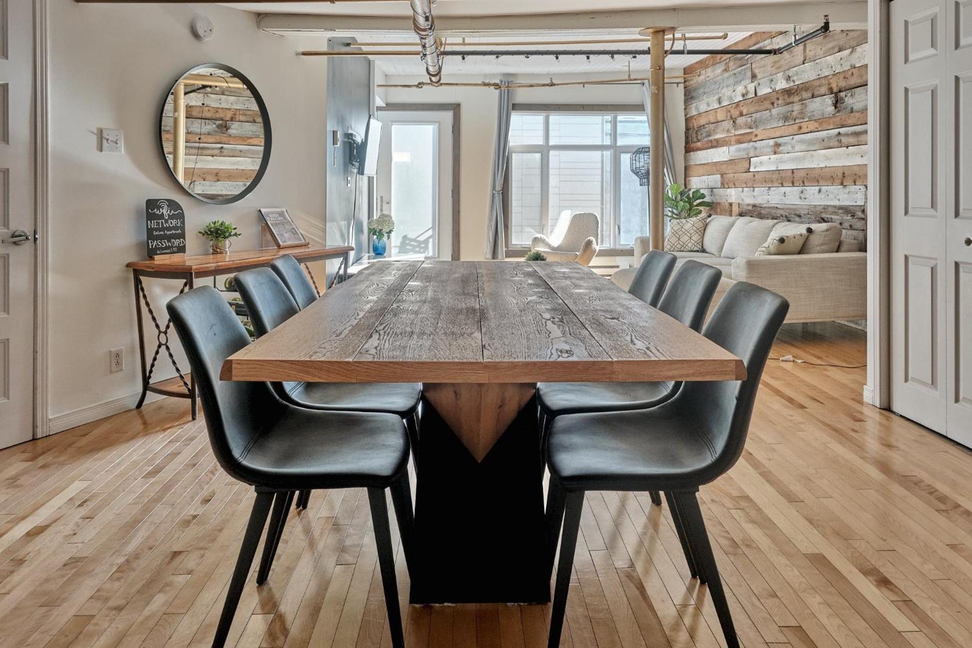 Lion'S Den // Spacious 1500 Sqft 퀘벡 외부 사진